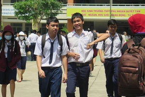 Đề thi, gợi ý bài giải môn Sinh học 