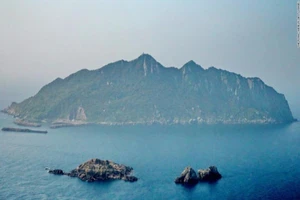 Đảo cấm phụ nữ ở Nhật trở thành di sản thế giới