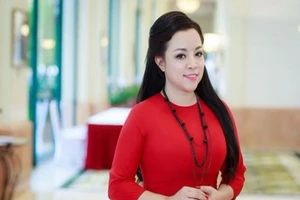 Nghe Lời hẹn tình quê trong album mới của NSƯT Tố Nga