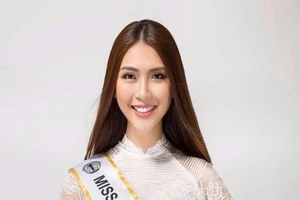 Tường Linh dự thi Hoa hậu Liên lục địa 2017 