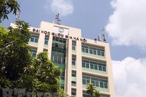 Thứ tự 49 trường trong bảng xếp hạng đại học 