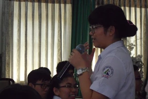 Không học văn vẫn tả đúng con mèo!