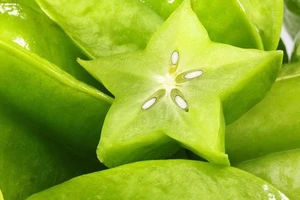 Canh chua khế rau tập tàng cá lóc, bạn từng thử chưa? 