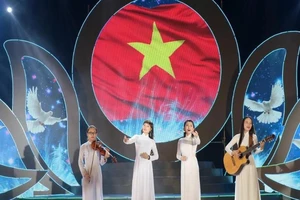 Lắng đọng cảm xúc cầu truyền hình 'Muôn vàn tình thương yêu'