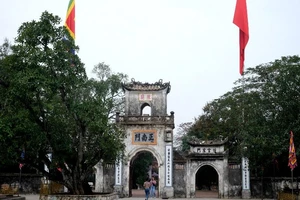 Nơi khai ấn đền Trần vắng bóng người vì dịch Corona