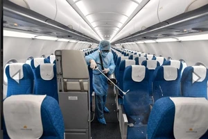 TP.HCM tìm 5 người đi chung với khách Nhật nhiễm COVID-19