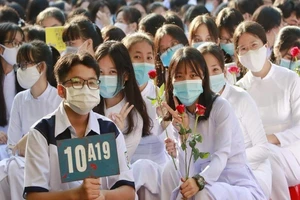 Học sinh lớp 10 của trường THPT Mạc Đỉnh Chi, TP.HCM. Ảnh: NGUYỆT NHI