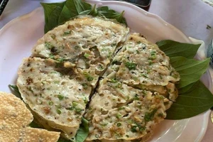 Về Tiên Phước ăn bánh xèo lá lốt