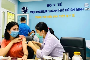 Công bố danh sách 36 đơn vị đủ điều kiện nhập khẩu, kinh doanh vaccine