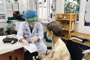 Phú Nhuận cơ bản hoàn thành việc tiêm mũi 1 vaccine ngừa COVID-19