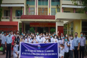 70 sinh viên Cao đẳng Y tế Khánh Hòa vào TP.HCM hỗ trợ chống dịch