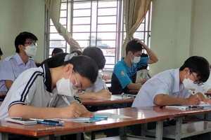 ĐHQG TP.HCM thông tin chính thức về sai sót trong đề thi đánh giá năng lực 