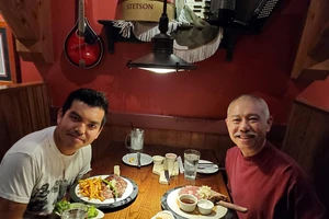 Đứa con tự kỷ là món quà trời cho 