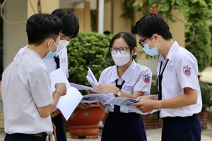 Cập nhật đề thi môn tổ hợp Khoa học tự nhiên 