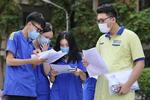 Cập nhật đề thi môn tổ hợp Khoa học xã hội 