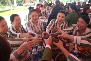 Tết sớm ở Trại giam Gia Trung 