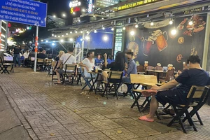 Dân nhậu quay xe trước quy định cấm tuyệt đối nồng độ cồn 