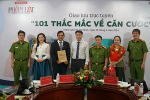 Giao lưu trực tuyến: Công an TP.HCM giải đáp 101 thắc mắc về căn cước