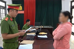 Cho con chưa có bằng lái mượn xe rồi gây tai nạn chết người, mẹ bị khởi tố có đúng không?