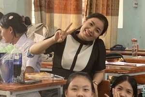 Từ lời phê của cô giáo: "Mãi hồn nhiên như thế này nhé, cô rất thích nụ cười của em!"