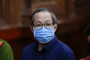Cựu giám đốc Bệnh viện TP Thủ Đức Nguyễn Minh Quân hầu tòa trong vụ án thứ hai
