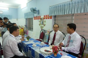 'Không khí bầu cử rất thân thiện, vui vẻ và chu đáo'