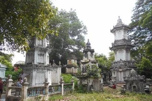 Trùng tu ngôi chùa cổ nhất Sài Gòn 