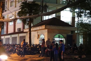 Đi chơi Noel, bức xúc vì tiền gửi xe ngất ngưởng