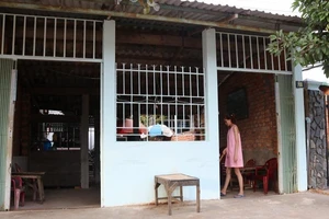 Tết đầu xa ngoại...