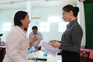 Cuộc chiến chống tham nhũng: 'Lòng dân chúng tôi đang cháy'!