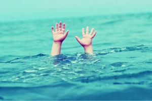 Thương tâm bé hai tuổi chết não, mẹ mong một phép màu