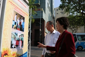 Triển lãm ảnh về 52 dân tộc thiểu số sống ở TP.HCM