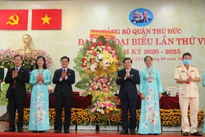 Chủ tịch Nguyễn Thành Phong 'đặt hàng' với quận Thủ Đức