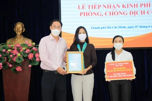 TP.HCM: Hơn 60 tỉ đồng ủng hộ mua vaccine COVID-19