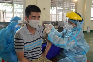 TP Thủ Đức: Tổ chức 36 điểm tiêm vaccine đợt 5 cho người dân từ 23-7 