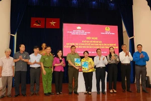 Mặt trận Tổ Quốc cùng công an TP.HCM ký quy chế phối hợp toàn dân bảo vệ an ninh tổ quốc 