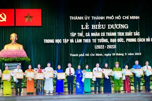 Bí thư Nguyễn Văn Nên: 'Lọc ra khỏi hệ thống những cá nhân làm chậm bước tiến của TP.HCM'