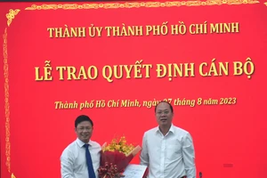 Ông Võ Minh Tuấn làm Bí thư Đảng uỷ khối Ngân hàng TP.HCM