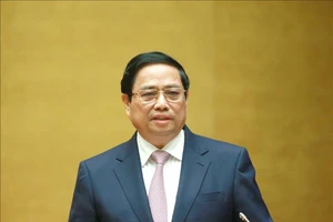 Thủ tướng: 'Các cơ quan Trung ương làm thay địa phương nhiều quá!'