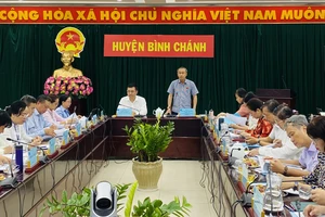 Cán bộ tại huyện Bình Chánh vẫn đang chịu áp lực lớn về công việc 