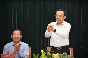 Bí thư Nguyễn Văn Nên: Xem xét từng trường hợp, thấu tình đạt lý khi sắp xếp bộ máy