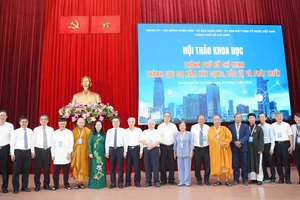 Những câu chuyện lịch sử và tinh thần 'xé rào' dám nghĩ, dám làm của TP.HCM