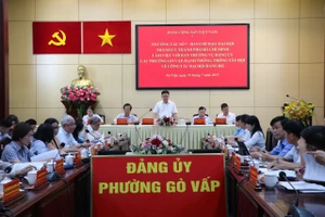 Ông Nguyễn Mạnh Cường kiểm tra công tác tổ chức đại hội tại 3 phường của TP.HCM