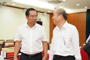 Chủ tịch UBND TP.HCM: Quan tâm đến việc thẩm định, xác định giá đất