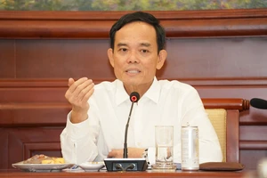 Bí thư Trần Lưu Quang: Sắp xếp cán bộ tại nơi thừa sang nơi thiếu không chỉ để lấy con số báo cáo