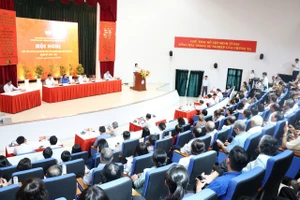 TP.HCM: Người ứng cử đại biểu Quốc hội và HĐND bắt đầu tiếp xúc cử tri vận động bầu cử