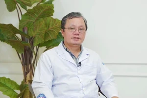 BS Trương Hữu Khanh: Đừng quá lo lắng với virus Adeno