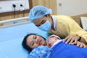 Ngắm khoảnh khắc các thiên thần chào đời lúc giao thừa Tết Dương lịch 2023