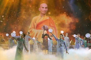 Tái hiện Bồ tát Thích Quảng Đức tự thiêu vì đạo pháp 