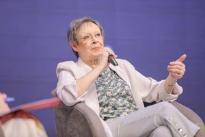 Có thể cô lập virus HIV để không lây lan, phát triển